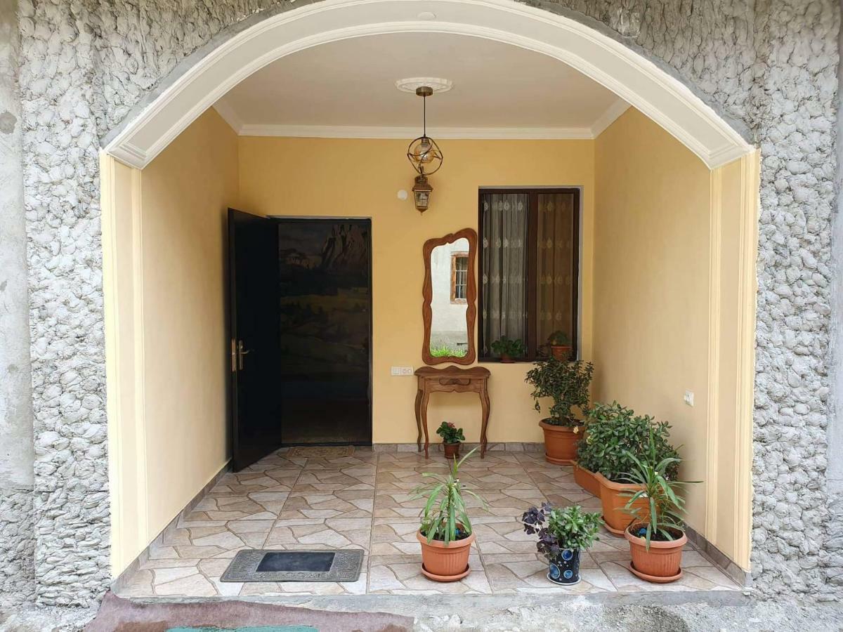 Guesthouse Kurdiani In Mestia Exterior photo